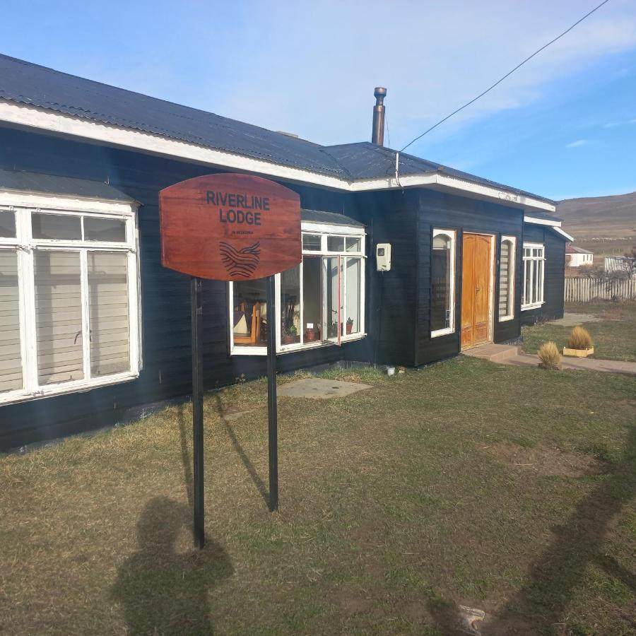 Riverline Lodge Cerro Castillo Exterior photo